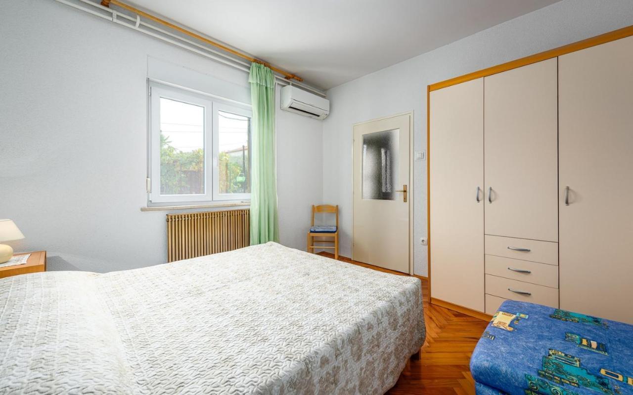 Ferucio House With Apartments Umag Exterior foto